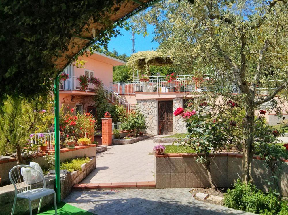 Agriturismo Alta Collina Benevento Esterno foto